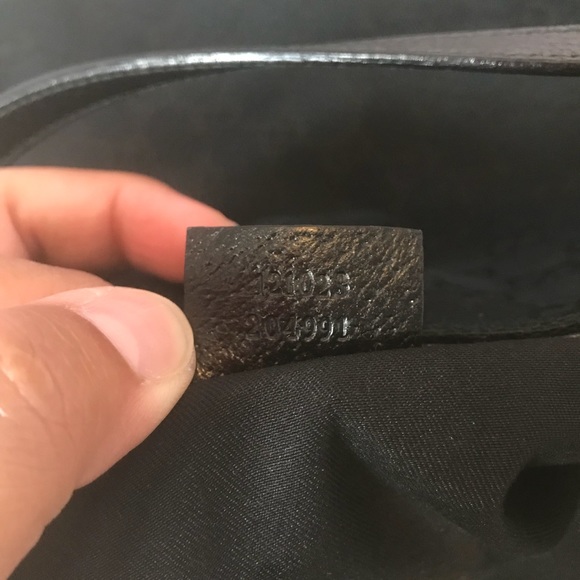 Black GG Canvas Gucci Eclipse Shoulder Bag - Picture 7 of 8